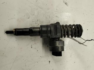 форсунка Volkswagen Golf 4 поколение 1999, 1.9 л., дизель, МКПП, серый, универсал, 045130073P