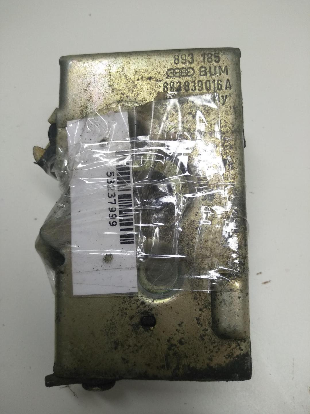 замок двери задней правой Audi 80 8A/B3 1988, 2.0 л., бензин, МКПП, синий, седан, 893839016A - фото №1