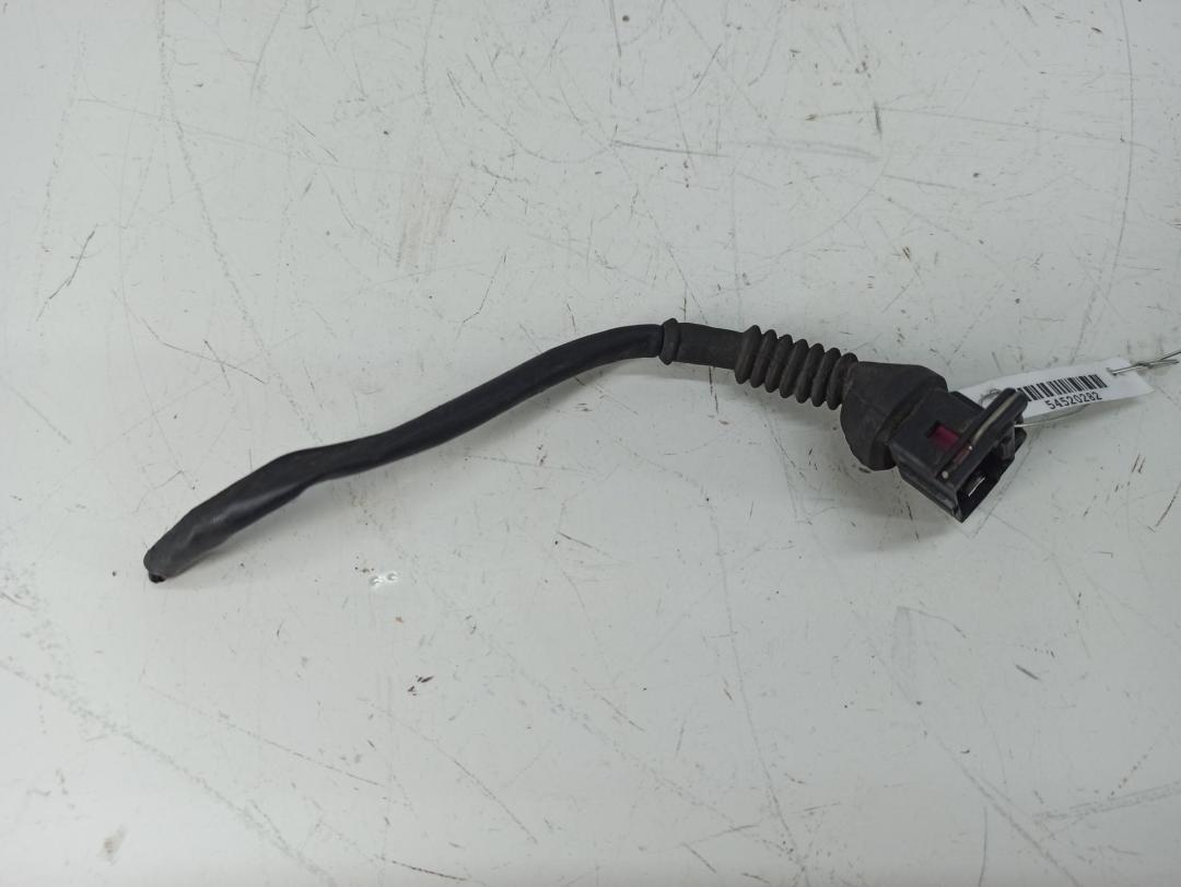 разъем (фишка) проводки Audi A4 B5 1997, 1.8 л., бензин, МКПП, красный, универсал, 443906233