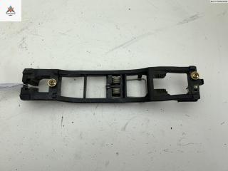 Корпус (держатель) ручки двери передней правой Mercedes-Benz C-Класс W202/S202 1996, 1.8 л., бензин, МКПП, серый, седан