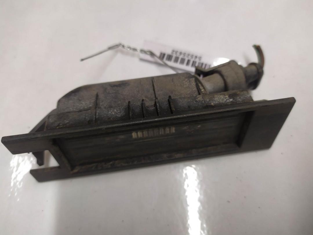 подсветка номера Opel Vectra C 2004, 2.2 л., бензин, АКПП, серый, седан, 13139990