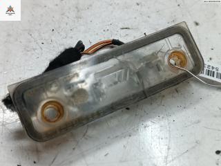 подсветка номера Ford Mondeo 2 поколение 1998, 2.0 л., бензин, АКПП, красный, хетчбэк 5 дв., 96BG13550AB