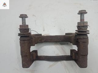 скоба суппорта Opel Zafira 2 поколение (B) 2006, 2.2 л., бензин, МКПП, серый, минивэн