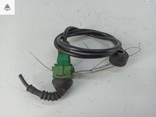 датчик детонации Audi A4 B5 [рестайлинг] 1998, 1.8 л., бензин, МКПП, красный, универсал, 054905377H