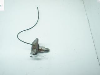 Цапфа задняя (ось ступицы) Ford Fusion 1 поколение [рестайлинг] 2005, 1.6 л., дизель, МКПП, синий, хетчбэк 5 дв.