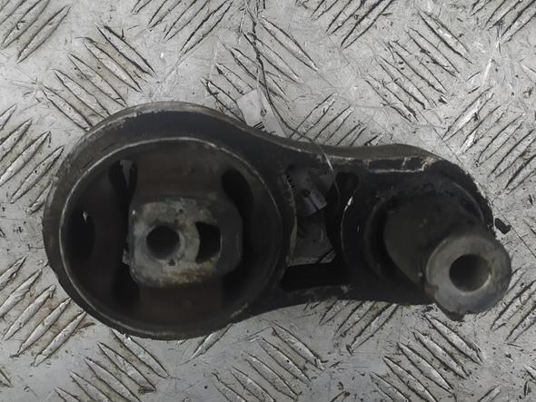 подушка крепления КПП Ford Fusion 2004, 1.4 л., дизель, МКПП, серый, хетчбэк 5 дв.