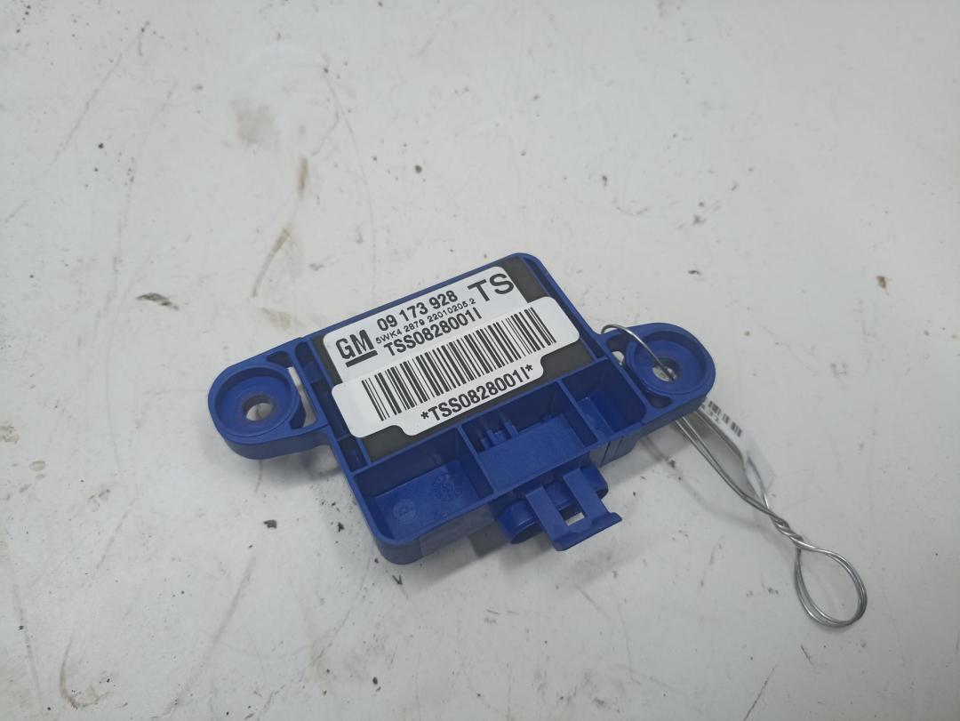 датчик AirBag Opel Omega B 2001, 3.2 л., бензин, АКПП, синий, седан, 09173928