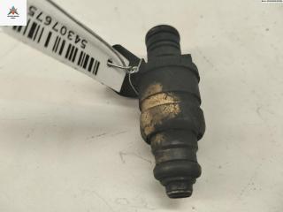 форсунка Volkswagen Golf 4 поколение 2001, 1.6 л., бензин, АКПП, серый, хетчбэк 5 дв., 037906031AL