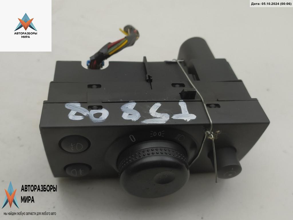 переключатель света Opel Signum C 2003, 3.0 л., дизель, МКПП, серый, хетчбэк 5 дв., 9185891 - фото №1