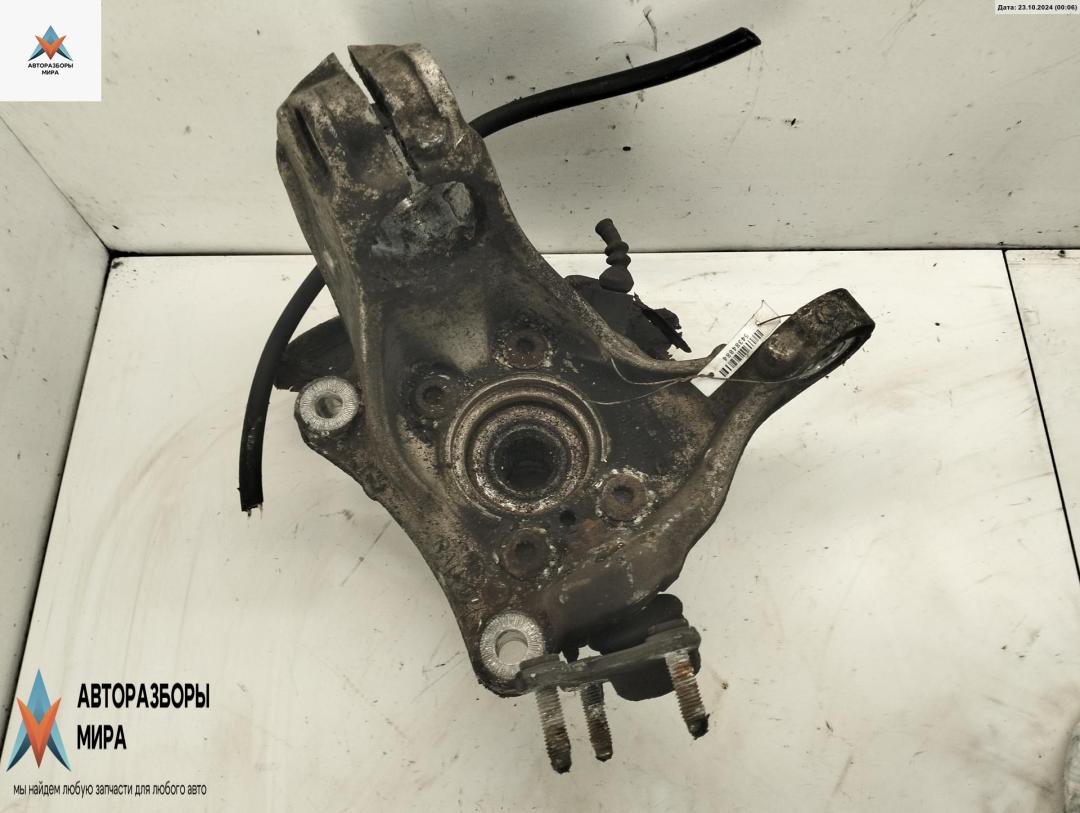 ступица передняя правая Volkswagen Passat B6 2005, 1.6 л., бензин, МКПП, синий, универсал, 3C0407254F - фото №1