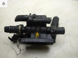 корпус термостата Ford Focus 2 поколение [рестайлинг] 2007, 1.6 л., дизель, МКПП, серый, универсал