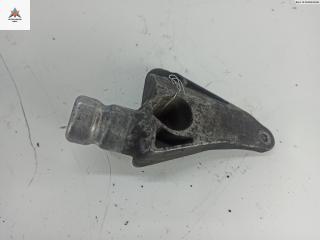 кронштейн двигателя Audi A4 B7 2007, 2.0 л., дизель, МКПП, чёрный, седан, 8E0199343N