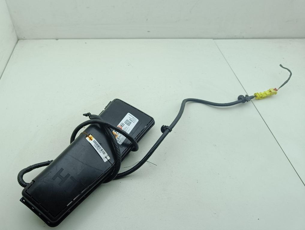 подушка безопасности сиденья Opel Karl 1 поколение 2016, 1.0 л., бензин, МКПП, синий, хетчбэк 5 дв., 94560492 - фото №1