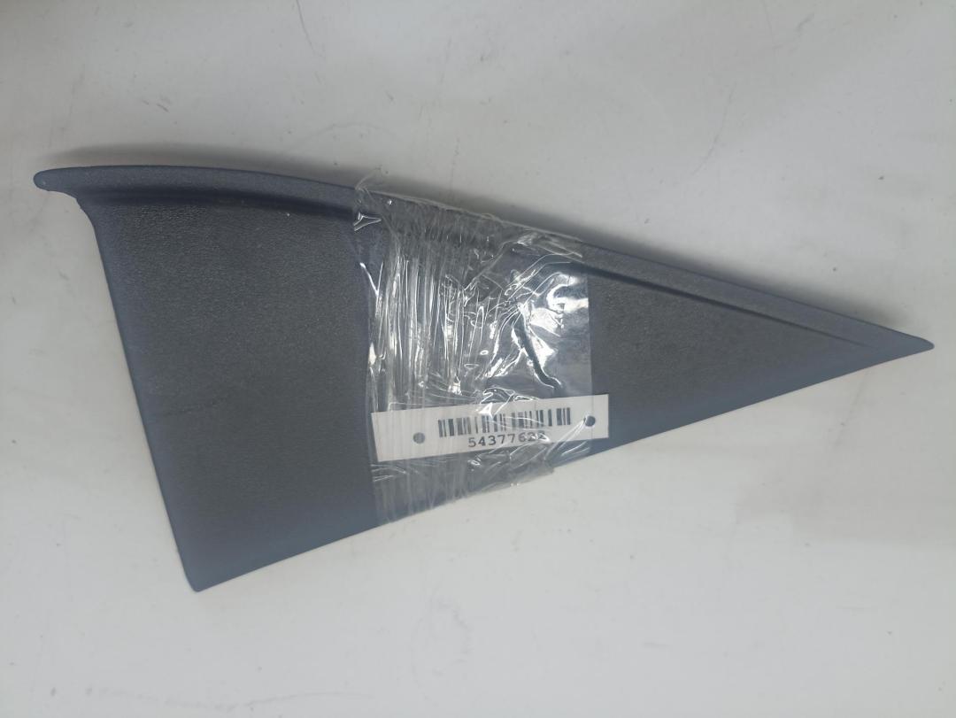 накладка декоративная Opel Vectra B 2001, 2.6 л., бензин, МКПП, серый, универсал, 90464353