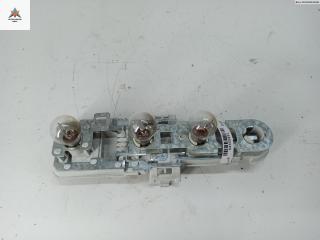 Плата фонаря заднего правого Audi A4 B5 1997, 2.4 л., бензин, МКПП, синий, универсал, 8D9945257