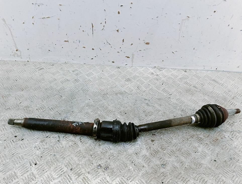 полуось передняя правая (приводной вал, ШРУС) Ford Focus I 2000, 1.8 л., бензин, МКПП, чёрный, универсал