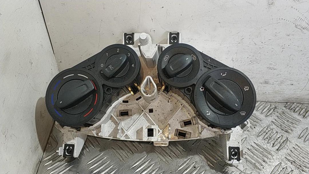 блок управления печки / климат-контроля Ford Ka II 2009, 1.3 л., дизель, МКПП, серый, хетчбэк 3 дв.