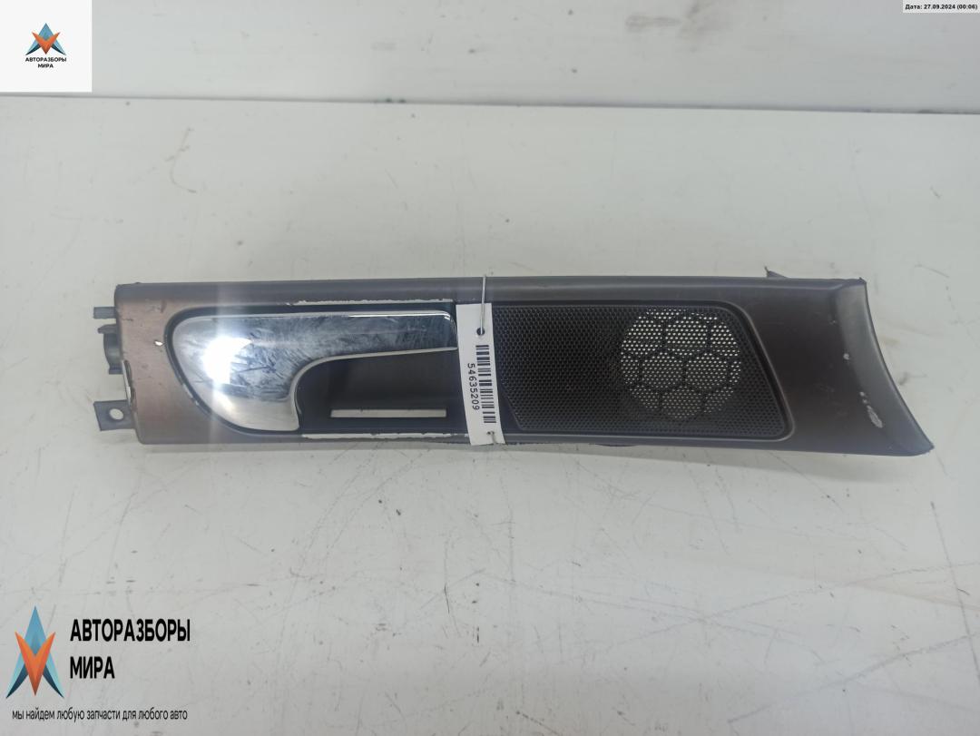 ручка внутренняя передняя правая Audi A6 4B/C5 1997, 2.4 л., бензин, МКПП, зелёный, седан, 4B0837020 - фото №1