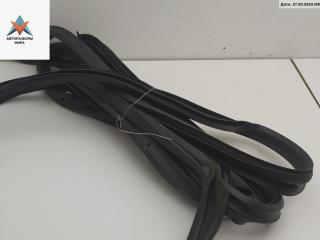 уплотнитель Honda HR-V 2 поколение 2017, 1.5 л., бензин, МКПП, белый, внедорожник 5 дв.