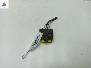 разъем (фишка) проводки Renault Modus 1 поколение 2006, 1.4 л., бензин, МКПП, красный, хетчбэк 5 дв., 90271