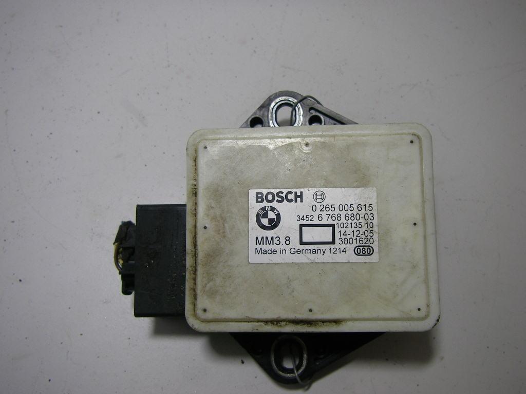 датчик ускорения BMW 5 E60/E61 2006, 2.5 л., дизель, АКПП, чёрный, седан, 34526768680