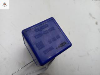 реле (прочие) Opel Zafira 1 поколение (A) 2002, 2.0 л., дизель, МКПП, серый, минивэн, 24432614