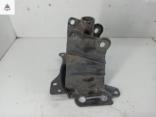 кронштейн переднего бампера Audi A3 8P/8PA [рестайлинг] 2004, 2.0 л., дизель, МКПП, синий, хетчбэк 5 дв., 8P0807134