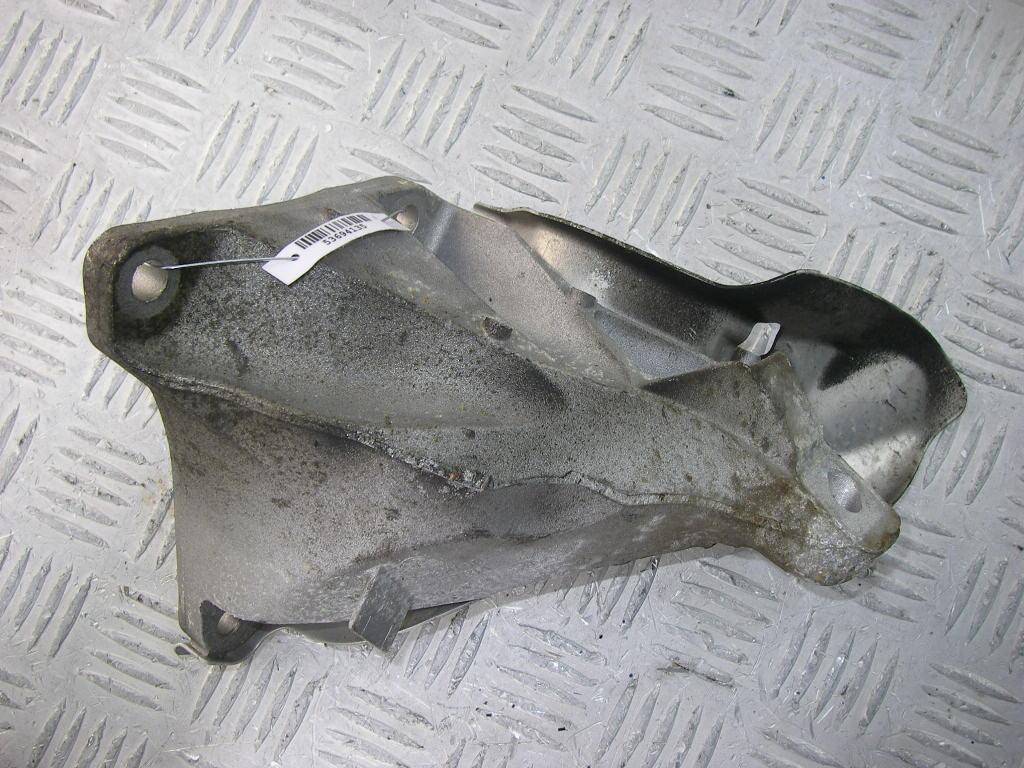 кронштейн двигателя BMW 3 серия E90/E91/E92/E93 2006, 2.0 л., бензин, МКПП, серый, седан, 22116764574 - фото №1