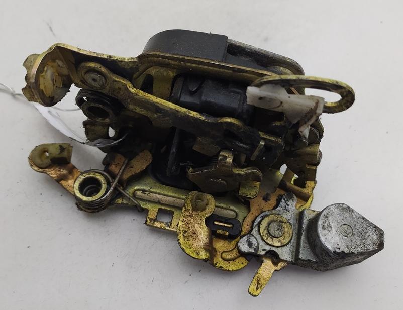 замок двери передней левой Opel Calibra 1993, 2.0 л., бензин, МКПП, белый, купе