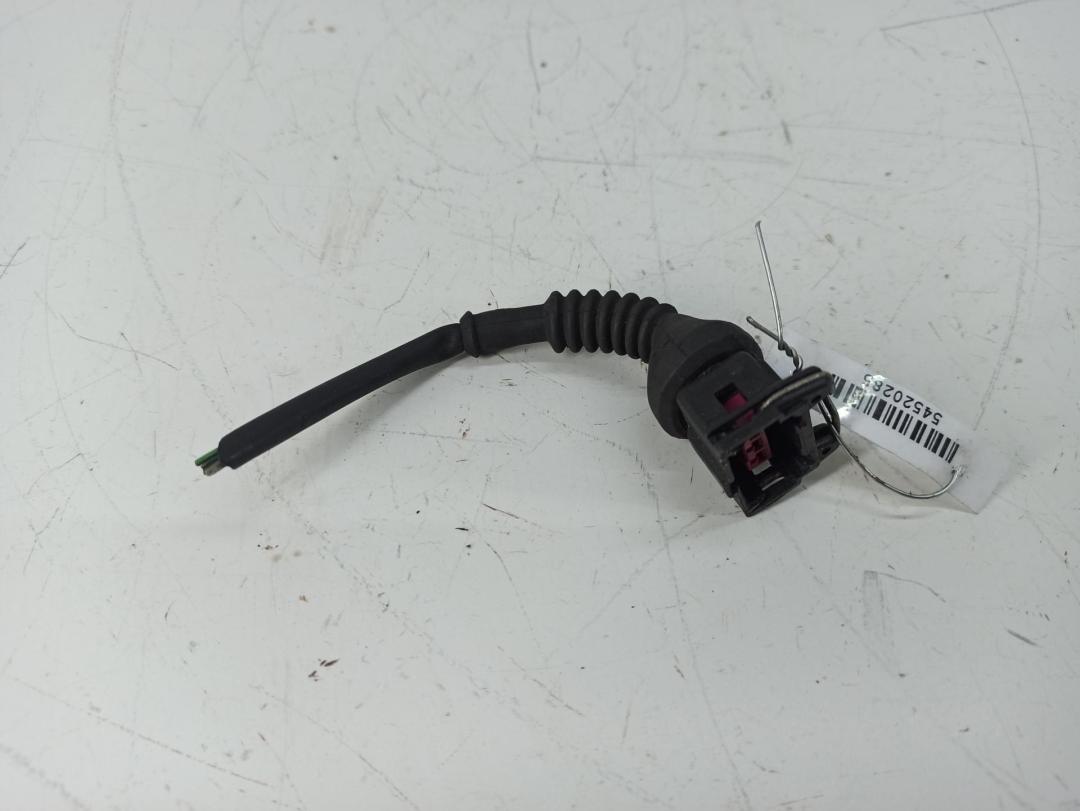 разъем (фишка) проводки Audi A6 C5 1999, 2.4 л., бензин, АКПП, серый, седан, 443906233