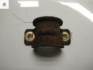 крепление стабилизатора / втулки стабилизатора Ford Mondeo 3 поколение [рестайлинг] 2003, 2.0 л., дизель, МКПП, чёрный, универсал