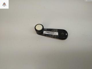 ручка стеклоподъемника Volkswagen Golf 2 поколение 1990, МКПП, белый, купе, 191837579