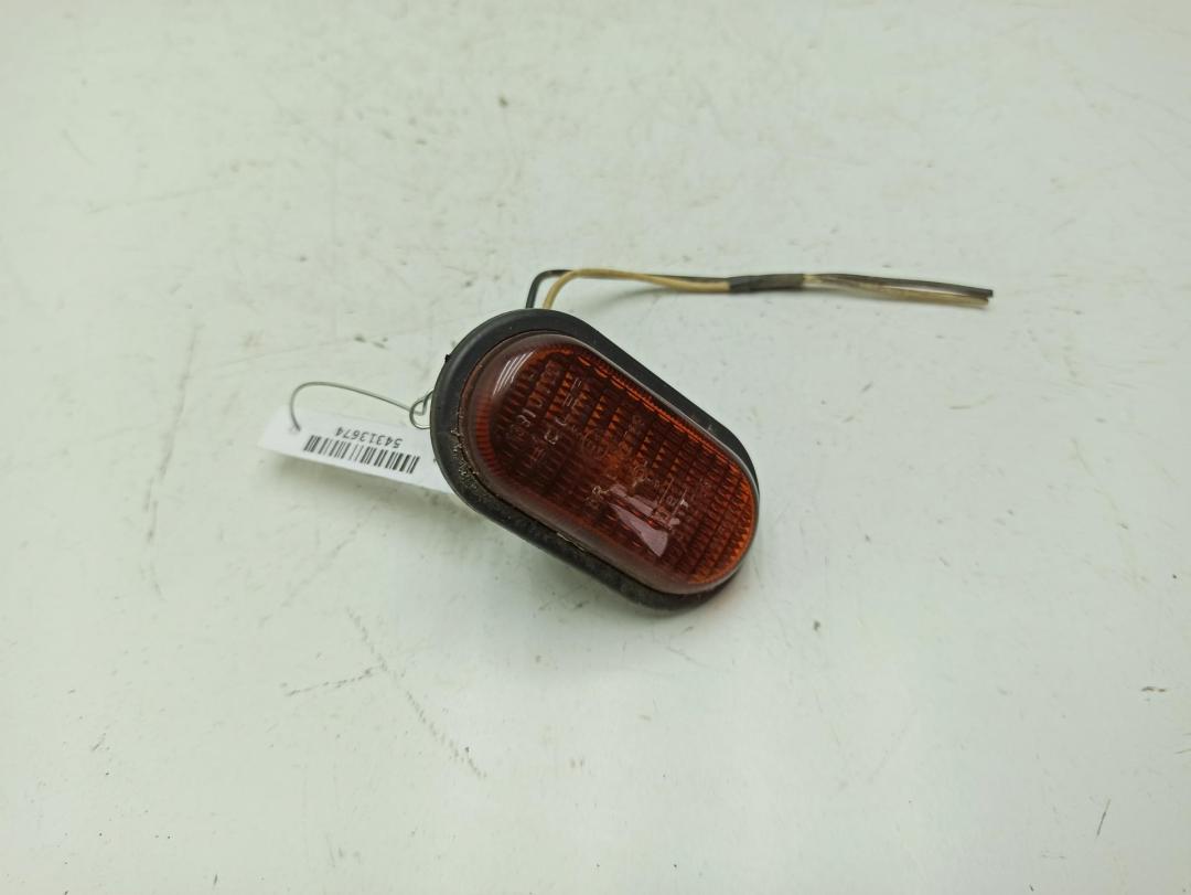 повторитель передний правый Renault Kangoo 1 поколение 2002, 1.2 л., бензин, МКПП, белый, фургон, 7700847333 - фото №1