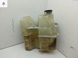 бачок омывателя Volvo V70 2 поколение 2001, 2.4 л., бензин, универсал, 9178881