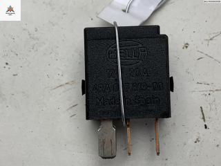 реле (прочие) Mercedes-Benz C-Класс W203/S203/CL203 2002, 2.0 л., бензин, МКПП, синий, универсал, 0025421119.1