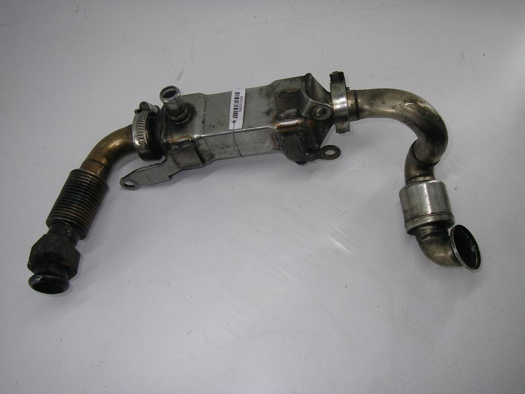 охладитель EGR / Радиатор EGR BMW 5 серия E60/E61 2003, 3.0 л., дизель, АКПП, чёрный, седан - фото №1