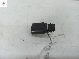 датчик температуры Audi A4 B6 2002, 2.4 л., бензин, МКПП, синий, кабриолет, 8Z0820535