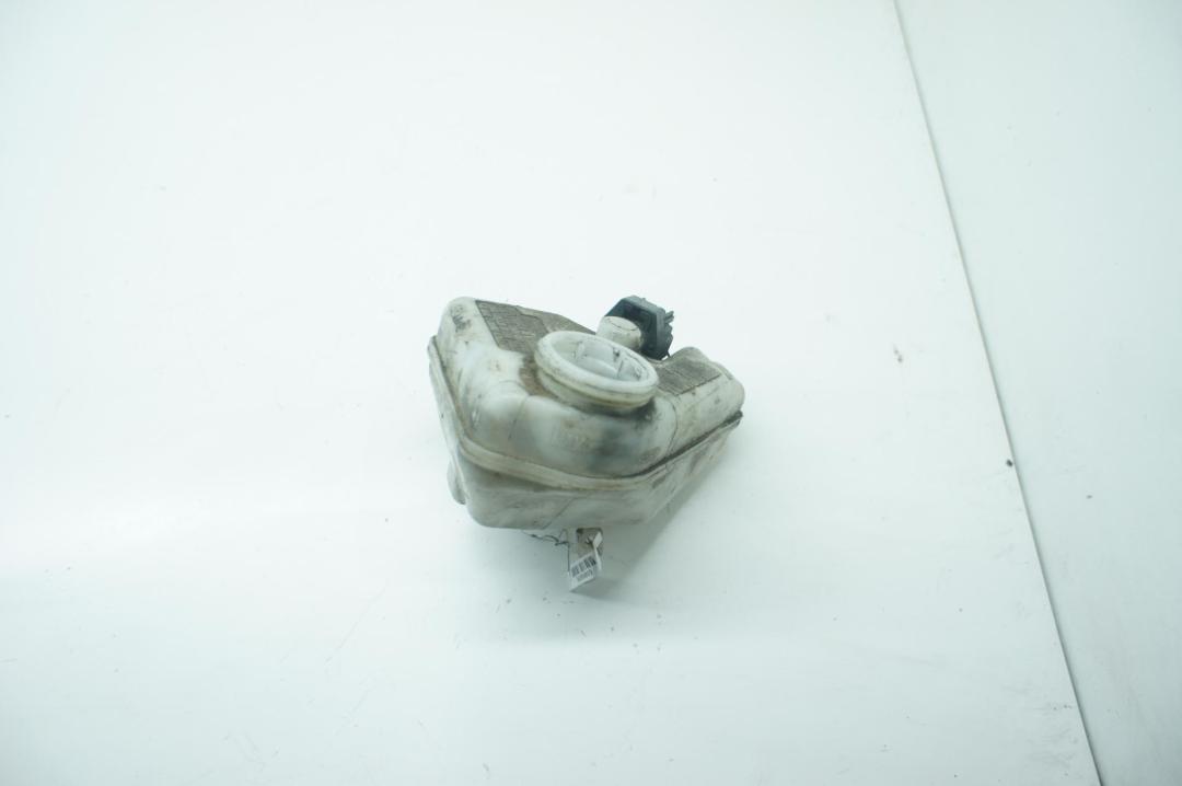 бачок тормозной жидкости Ford Mondeo III 2003, 2.0 л., дизель, МКПП, серый, универсал, 0204021768