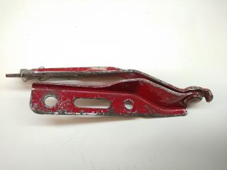 петля капота левая SEAT Cordoba 1 поколение 1996, красный, седан, 6K0823301