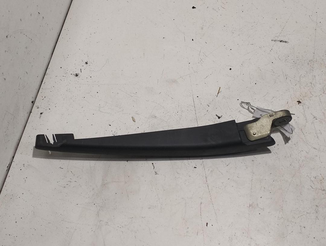 Щеткодержатель (поводок стеклоочистителя) задний Citroen C4 2007, 1.4 л., бензин, МКПП, синий, хетчбэк 5 дв., 33493