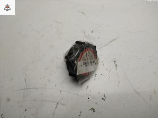 пробка расширительного бачка Ford Mondeo 3 поколение [рестайлинг] 2005, 1.8 л., бензин, МКПП, чёрный, седан