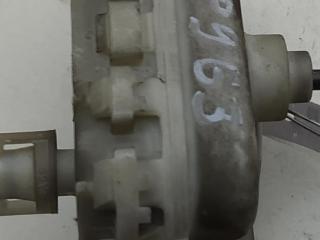 замок лючка топливного бака Audi A4 B5 [рестайлинг] 1998, 1.6 л., бензин, МКПП, чёрный, универсал