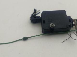 замок лючка топливного бака BMW X5 E53 2001, 3.0 л., дизель, АКПП, зелёный, внедорожник 5 дв., 8355056