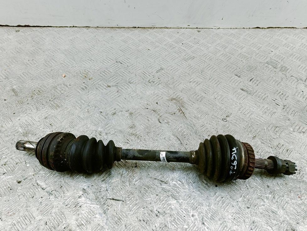 полуось передняя левая (приводной вал, ШРУС) Opel Vectra B 1995, 1.6 л., бензин, МКПП, серый, седан