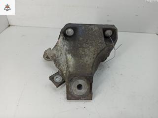 кронштейн двигателя Audi A6 4F/C6 2007, 3.0 л., дизель, АКПП, синий, седан, 4F0199308AB