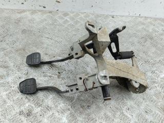 узел педальный (блок педалей) Volkswagen Passat B2 1982, 1.8 л., бензин, МКПП, синий, седан