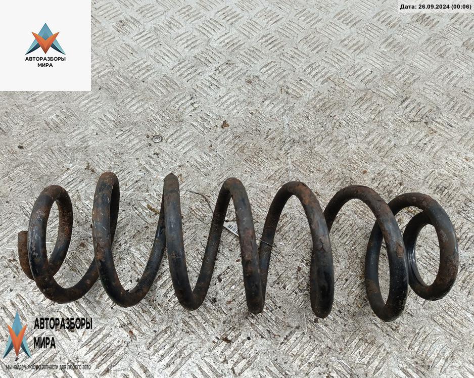 пружина задняя Volkswagen Passat B6 2005, 1.6 л., бензин, МКПП, синий, универсал - фото №1