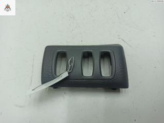 накладка на торпедо (консоль) Renault Laguna 2 поколение 2002, 1.8 л., бензин, АКПП, зелёный, универсал, 8200025895