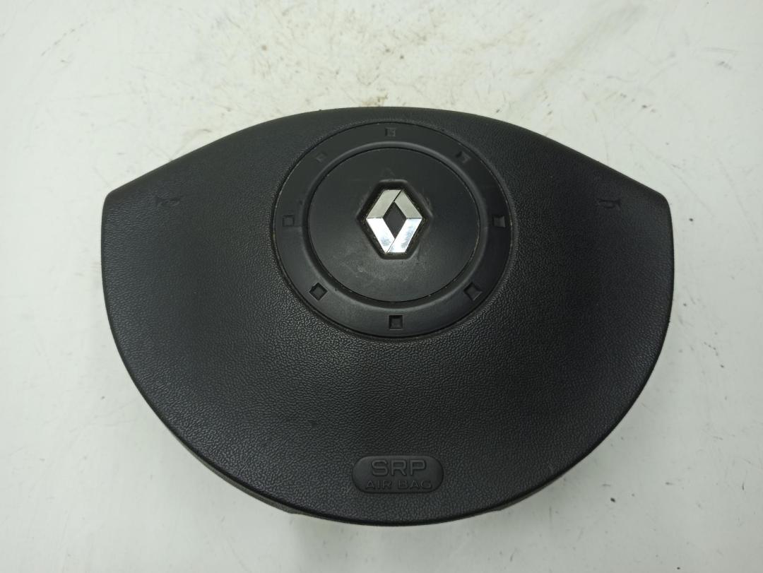 подушка безопасности водителя Renault Scenic II 2005, 2.0 л., бензин, МКПП, чёрный, минивэн, 8200381851