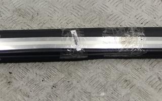 Накладка на порог наружная левая Audi A6 4F/C6 2005, серый, седан, 4F0853375H